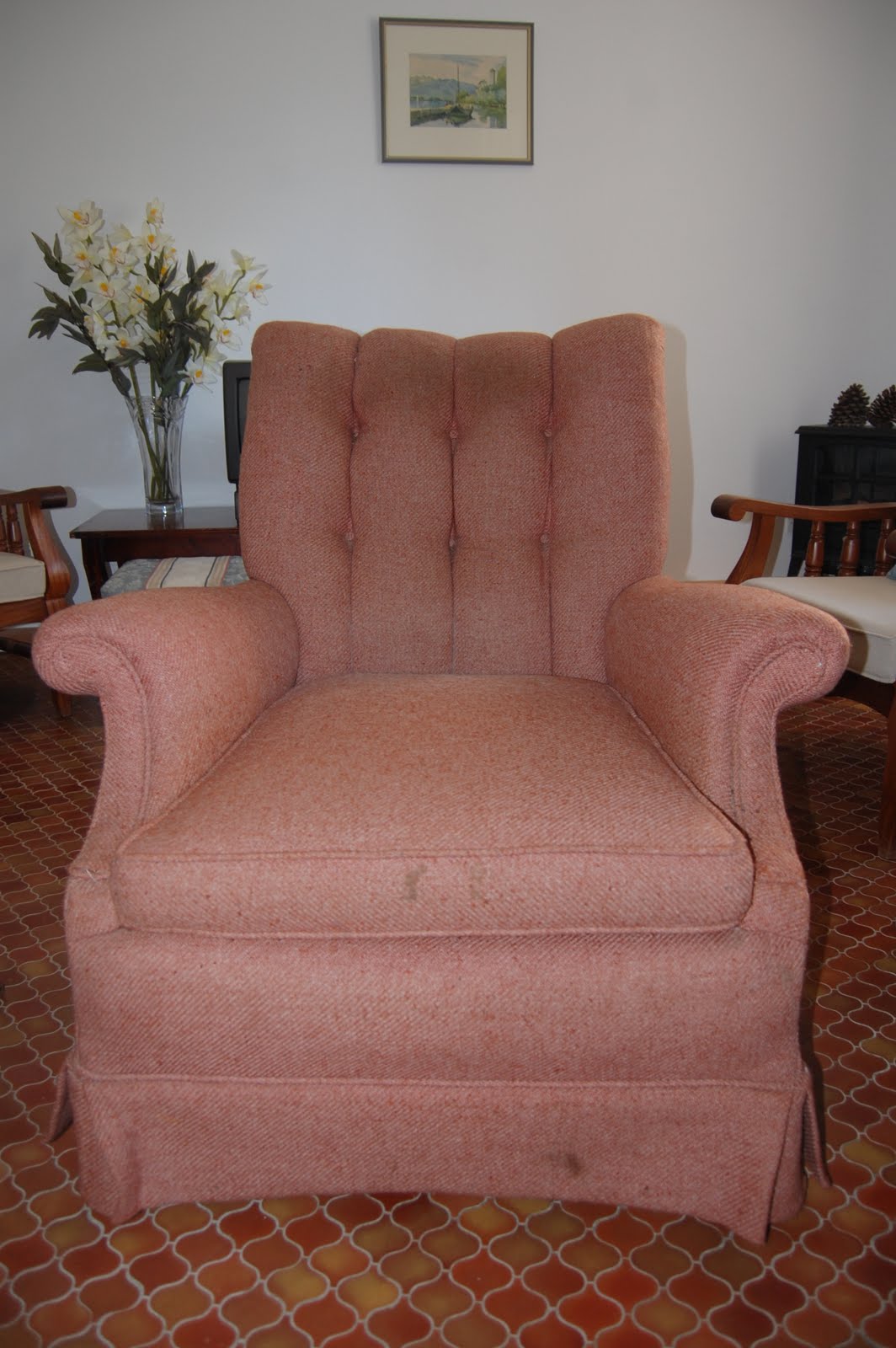 [chair_reupholstering.JPG]