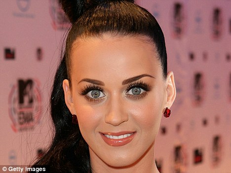 katy perry no makeup. Picture perfect: Katy is