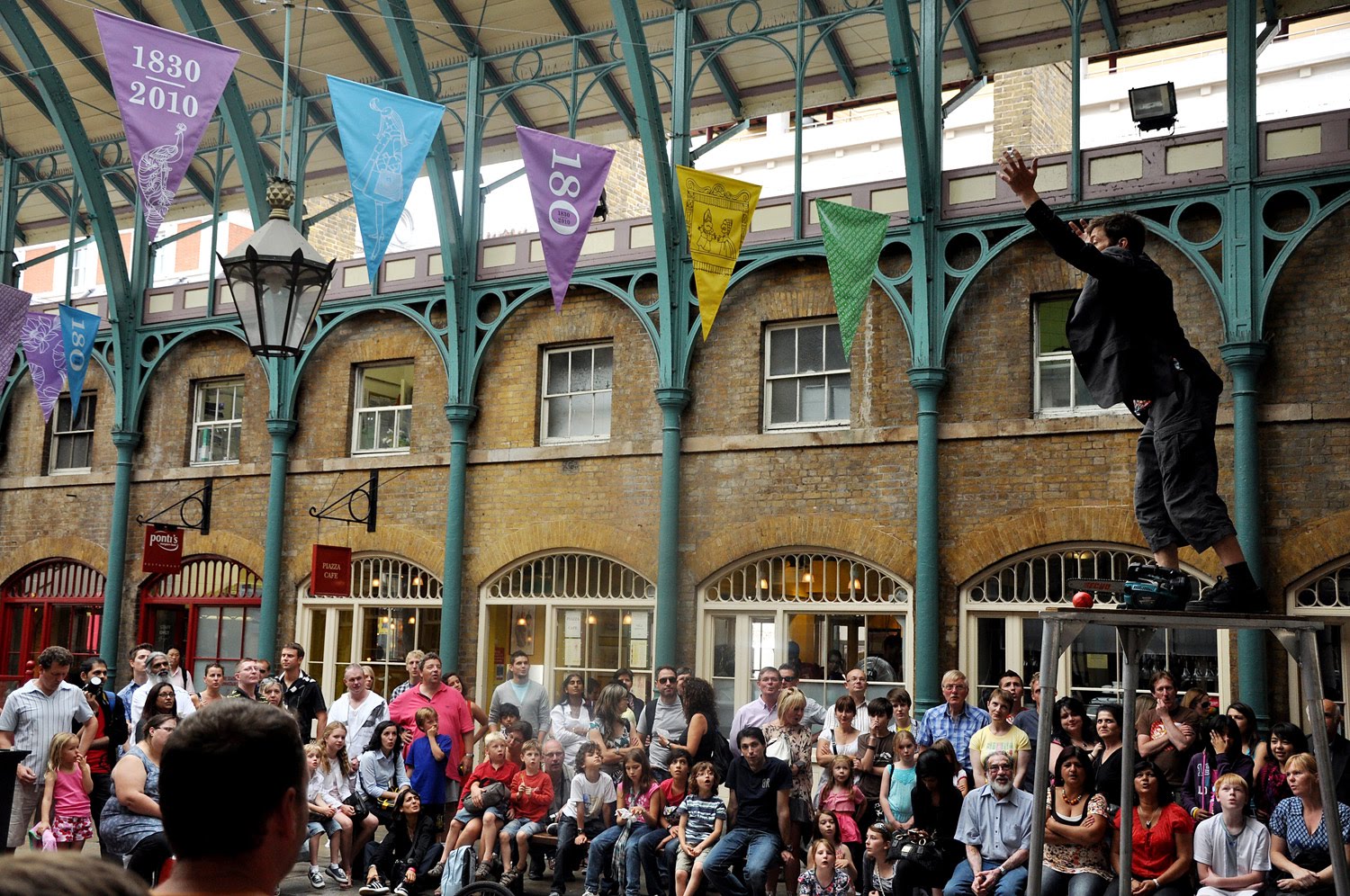 Picture London Covent Garden Where People Juggle Chainsaws.