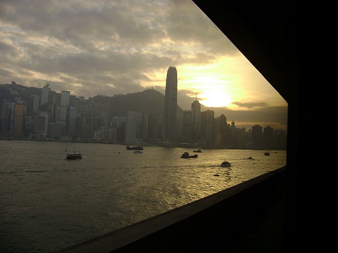 CHINA / HONG KONG - Victoria Harbour / @JDumas
