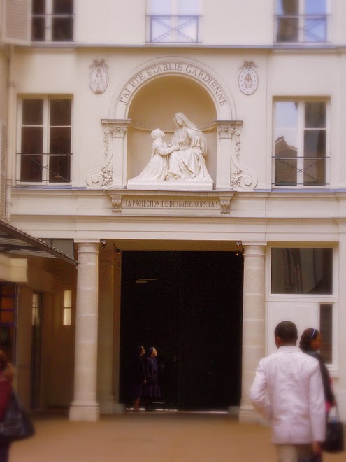 FRANCE (Paris): The Chapel of Our Lady of the Miraculous Medal  / @JDumas