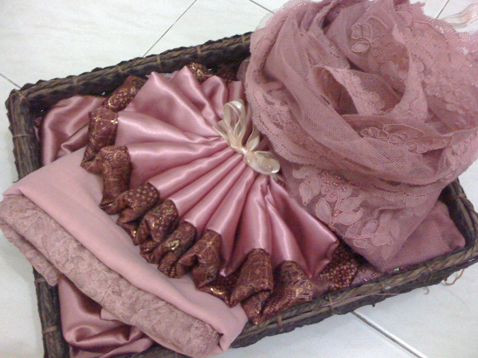 MeBoxes Kotak Seserahan Seserahan Lamaran Windy