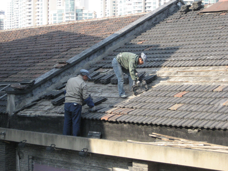 [man+at+work.jpg]