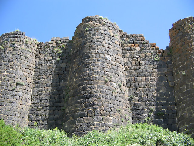  Развалины замка Амберд