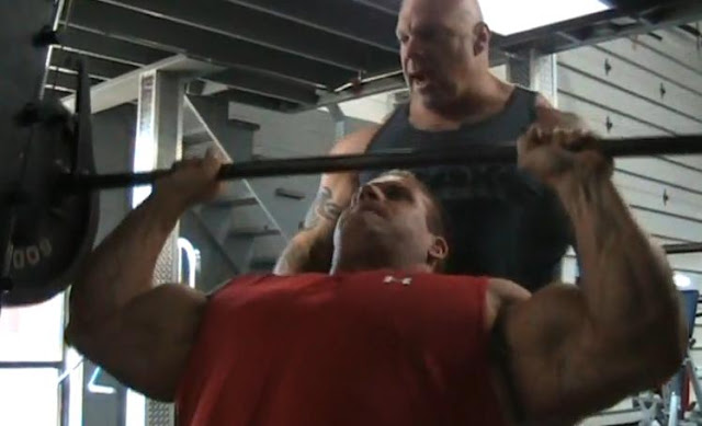 Jay Cutler and Mel Chancey Train Shoulder At USA Gym In Chicago