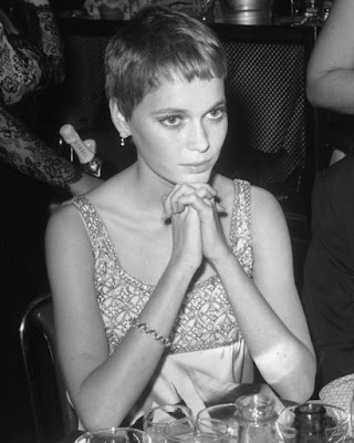 Barbara Streisand Inverted Bob Hairstyle Short Hairstyle 2013 | Short ... Barbara Streisand Inverted Bob Hairstyle Short Hairstyle 2013 | Short ...