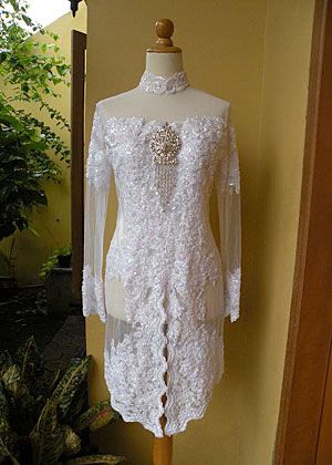 Model kebaya terbaru | Info Cewek