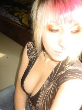 [Emo+Kız+Resimleri+8.jpg]