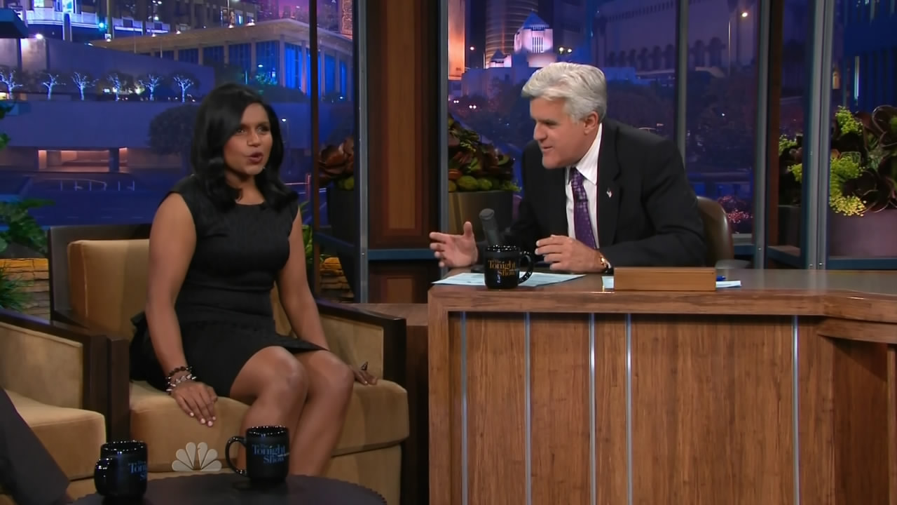 Mindy+Kaling+Legs Mindy Kaling Legs http://www.legcross.com/2010/10/mindy-kaling ...