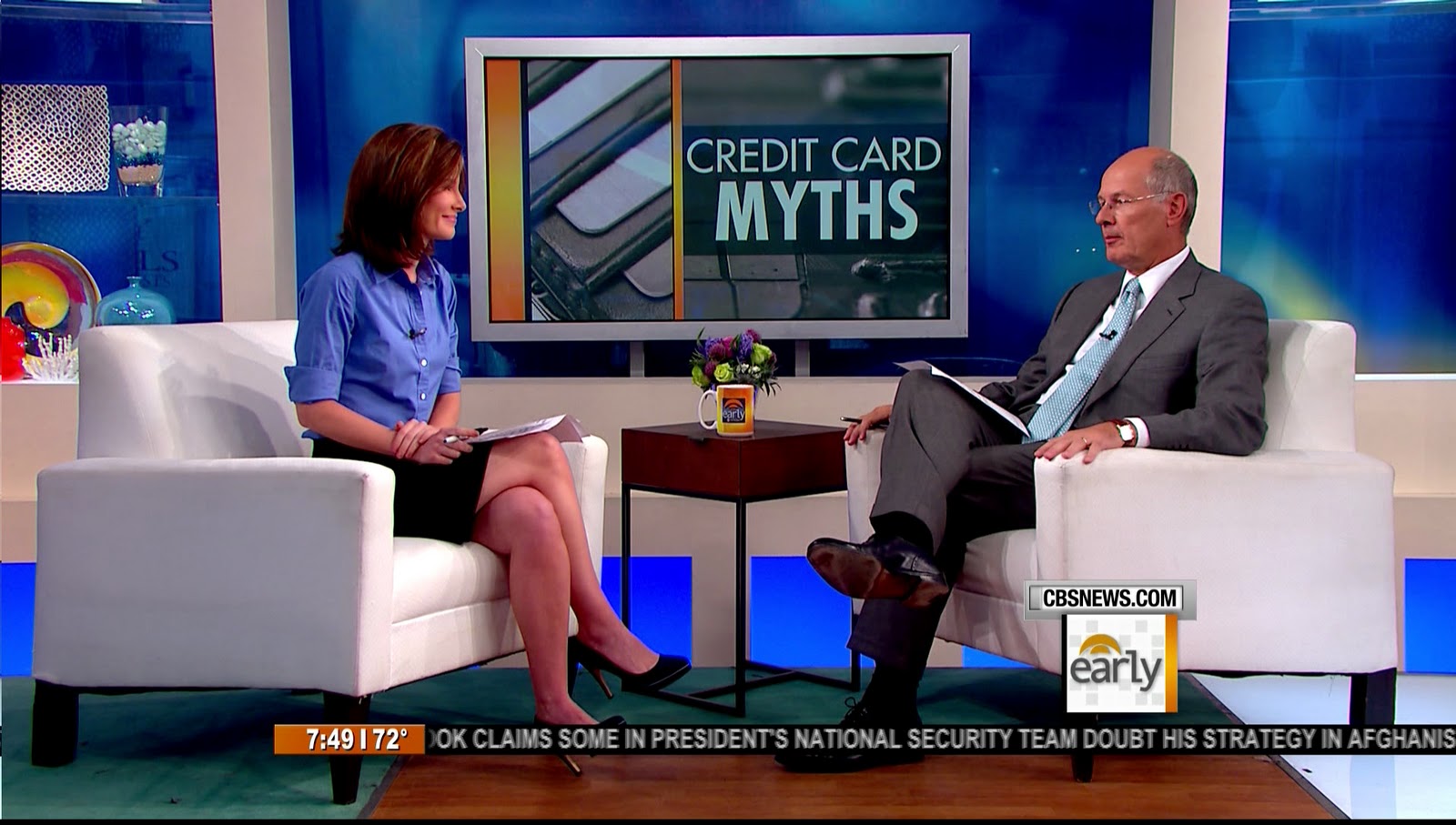 A hot Rebecca Jarvis on the Early Show - Sexy Leg Cross