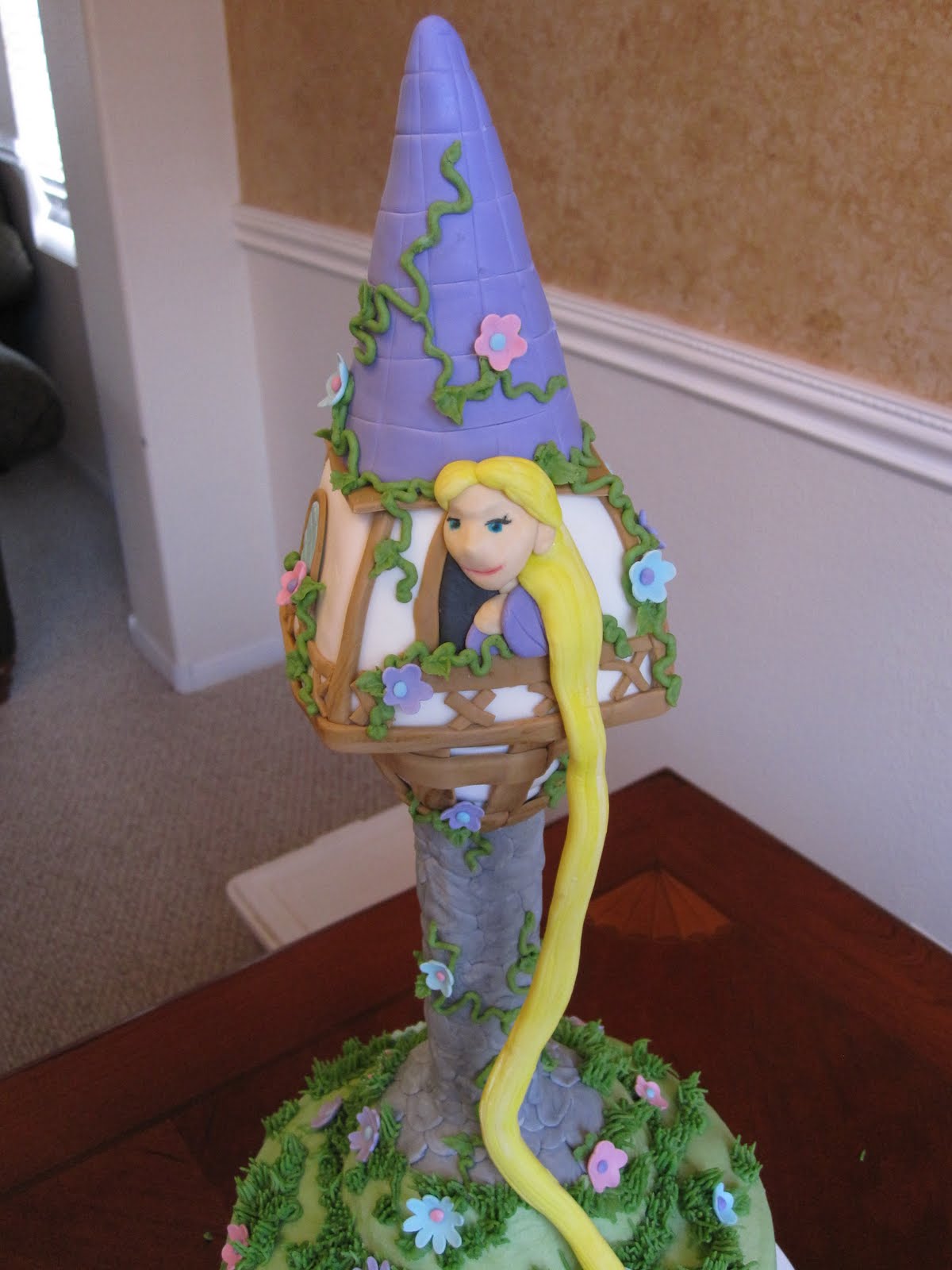 Ms. Cakes: Rapunzel "Tangled" Cake