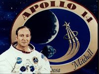 Edgar Mitchell em 1971, quando retornou da Lua na missão Apollo 14 Edgar Mitchell