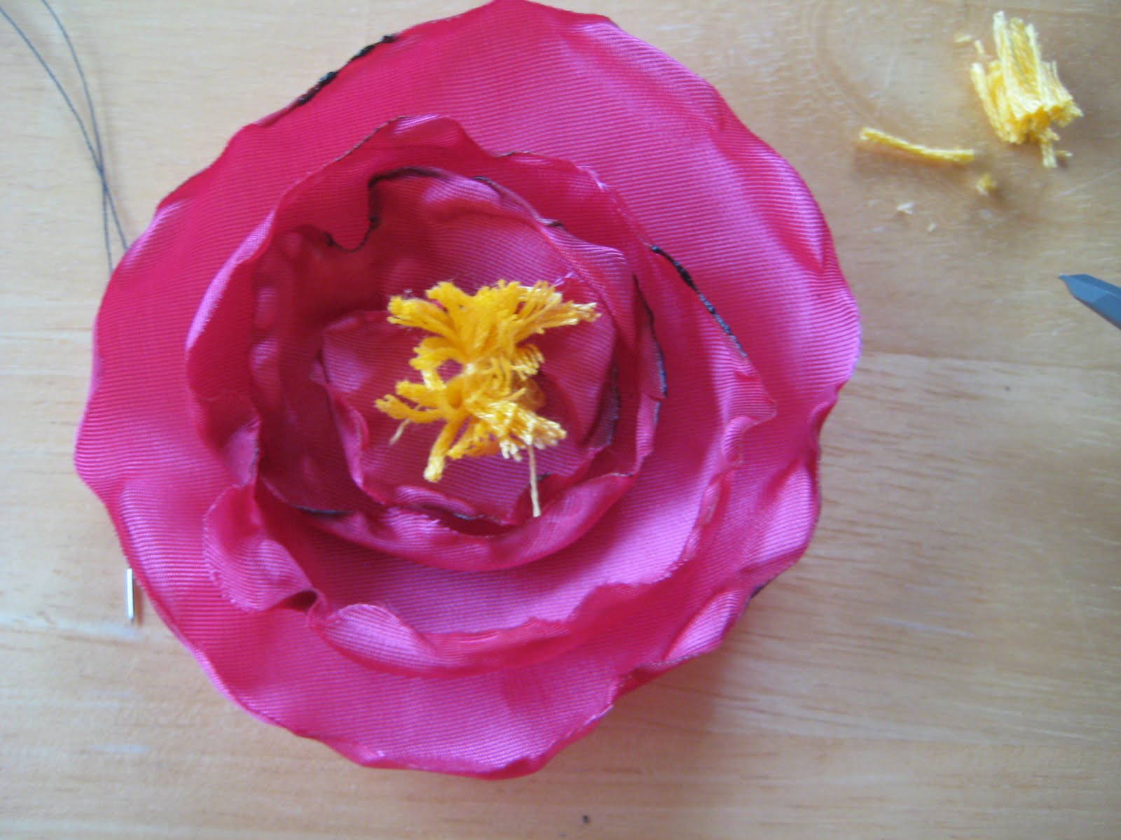 Zaaberry Fabric Flower Tutorial