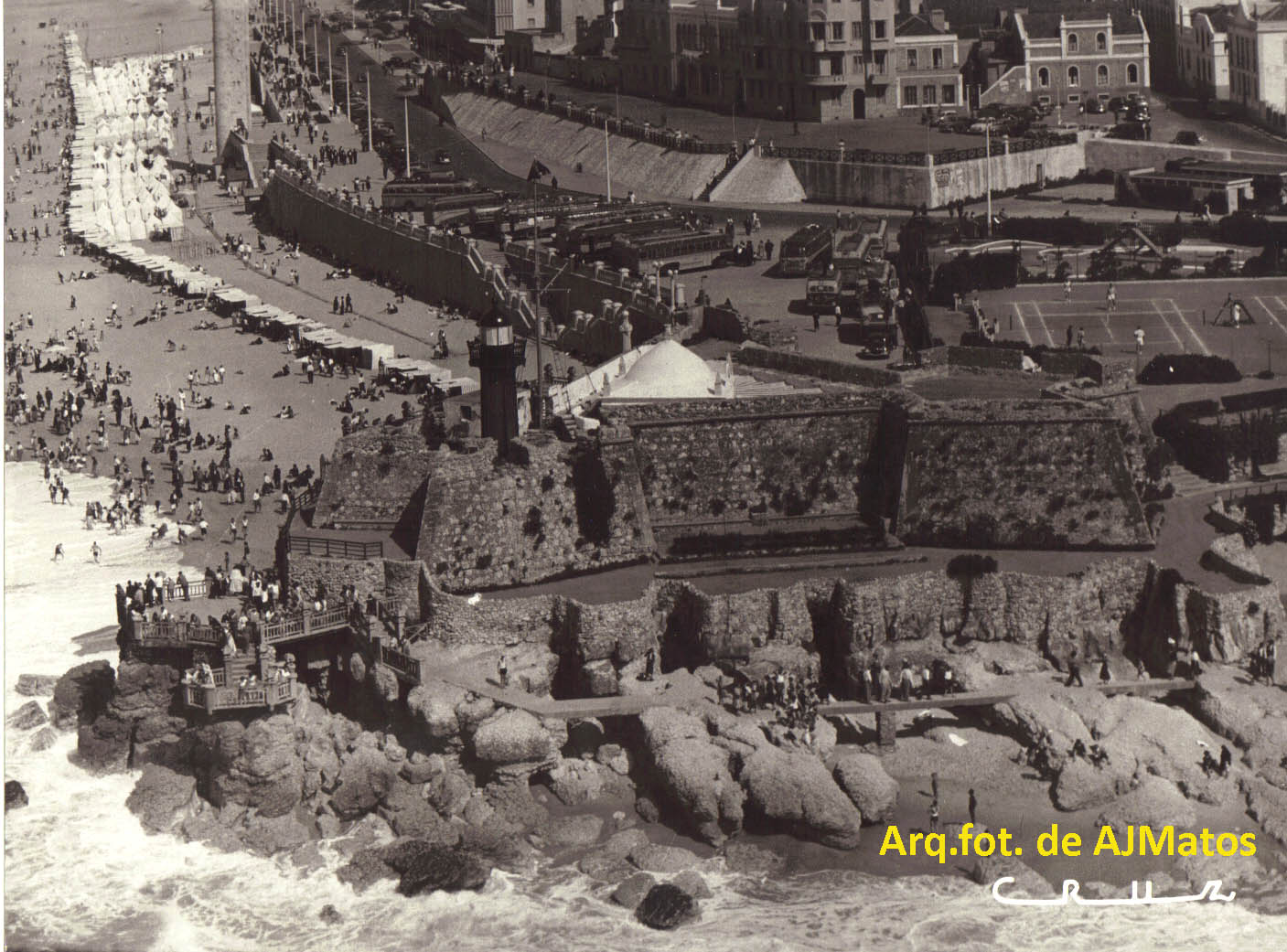 [PRAIA-2.jpg]