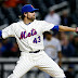 Mets evita Arbitration com R.A. Dickey