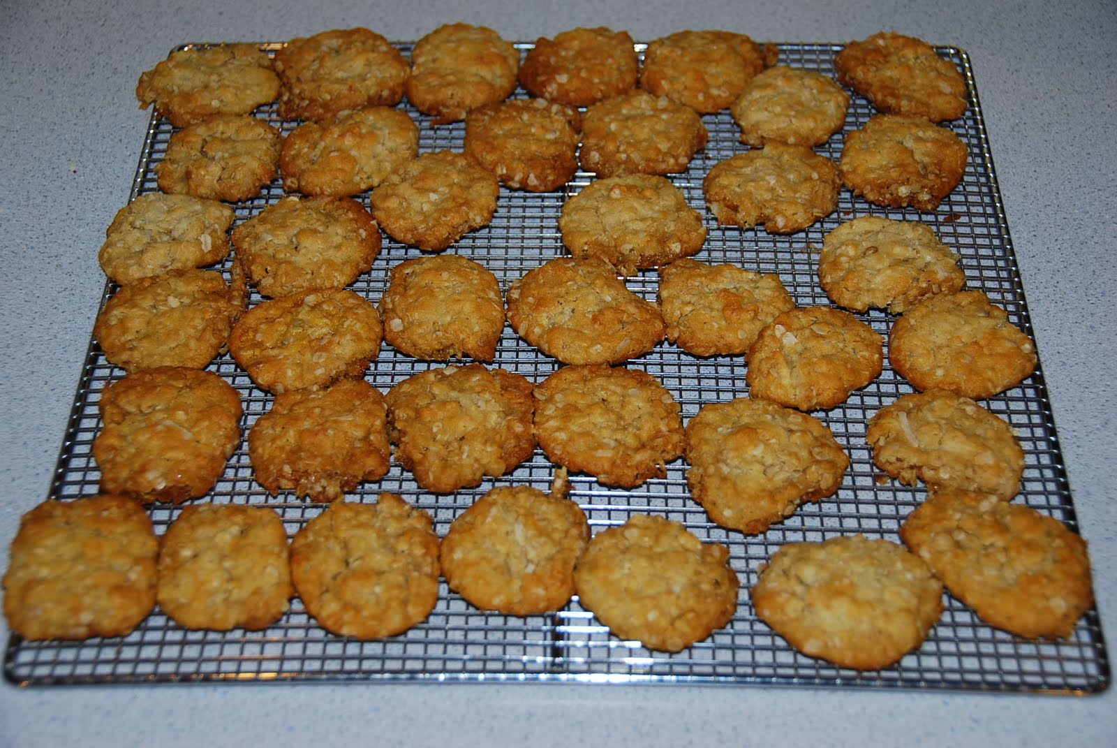 [Anzac+Biscuits.JPG]