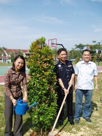 [P1010081.jpg]