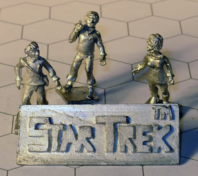 Heritage Star Trek #1605 - Spock, McCoy, Uhura, Nameplate (displayed)