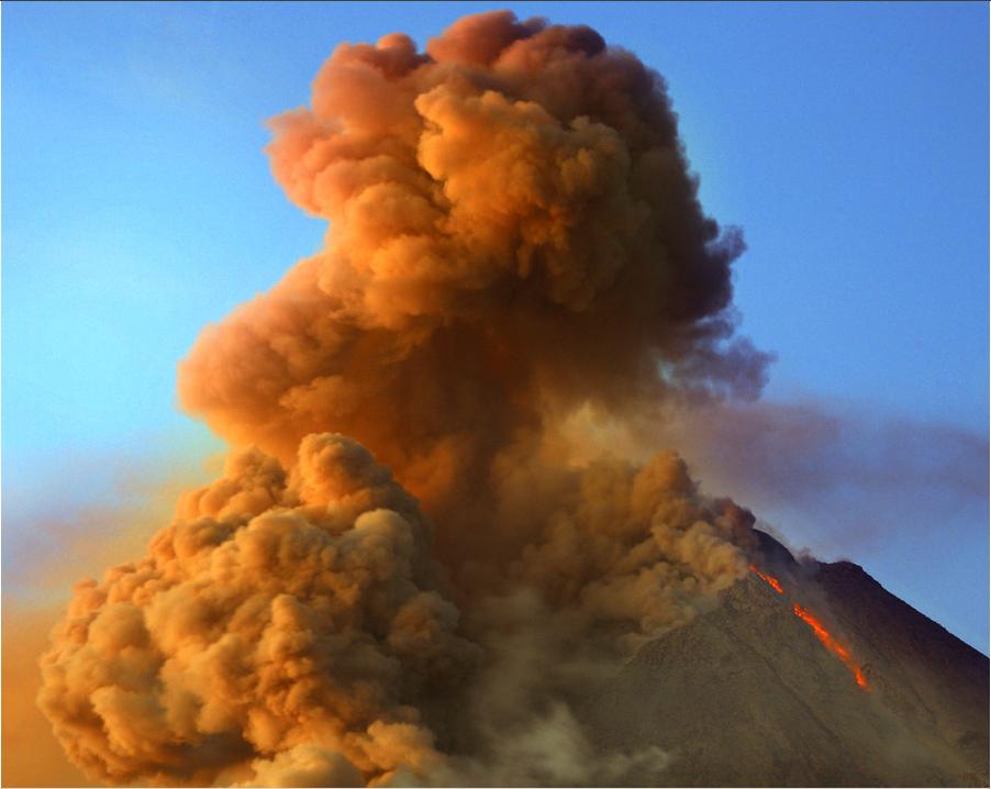 Gambar Gunung Merapi - Ardi La Madi's Blog