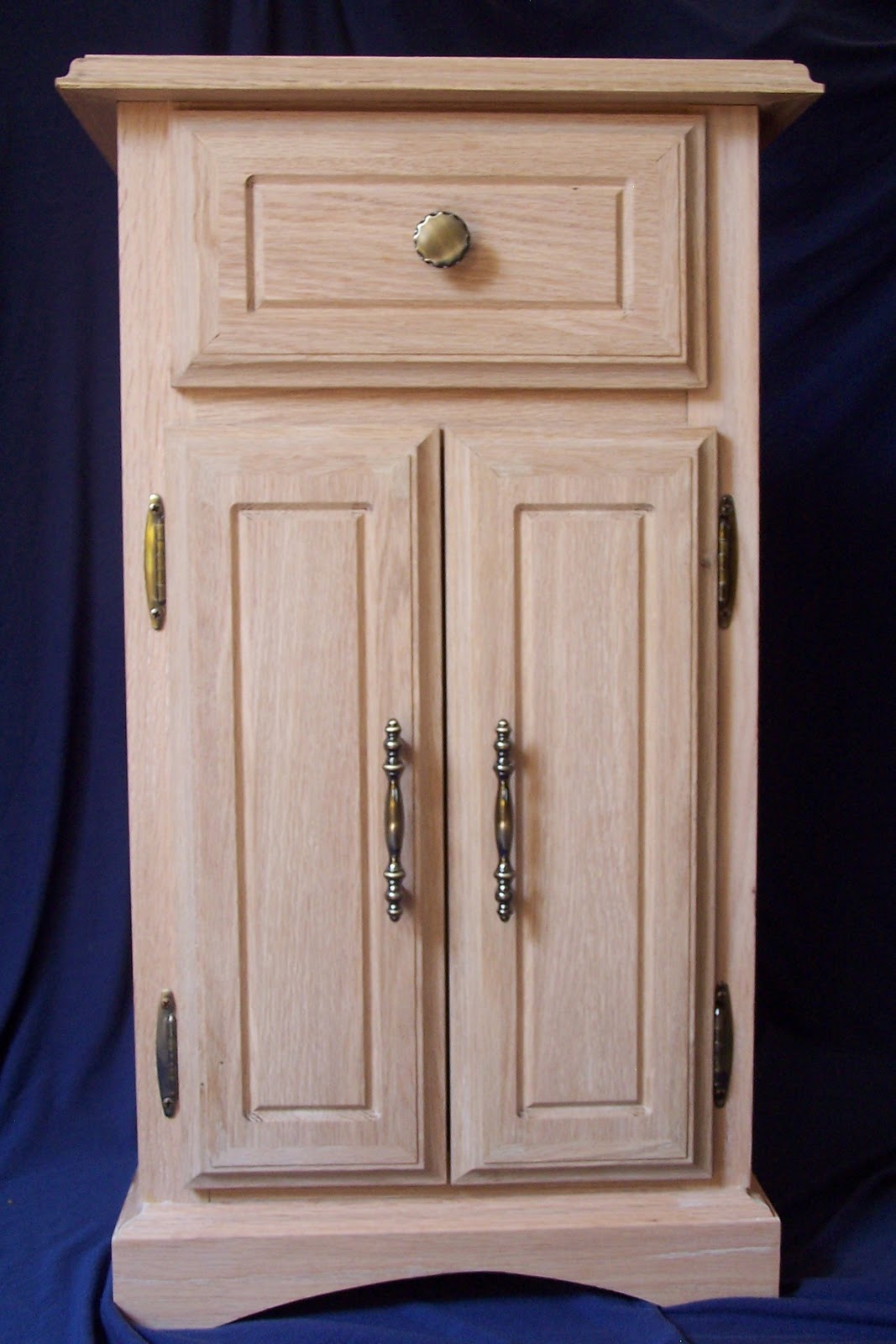 Kindelspire Custom Woodworking Large Unfinished Oak End Table/ Night