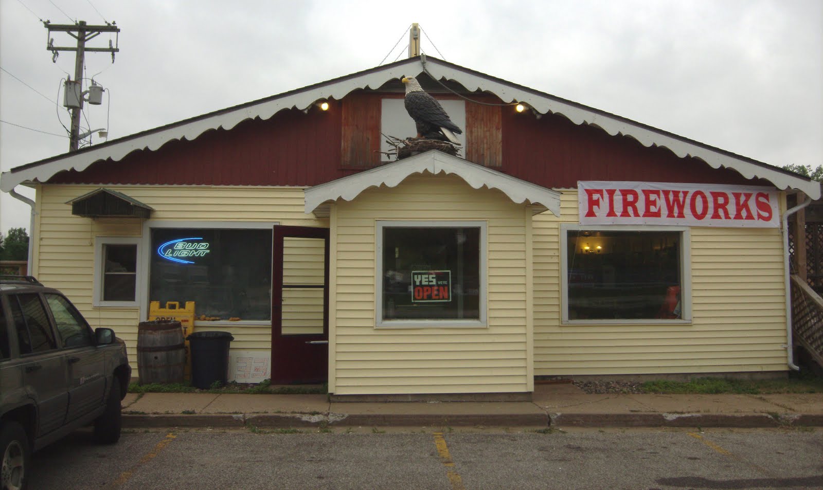 Gina'sCustomCreations Eagle's Nest Sport & Liquor, Fountain City, WI