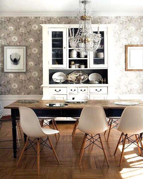 Sense and Simplicity: Painting the Dining Room Table