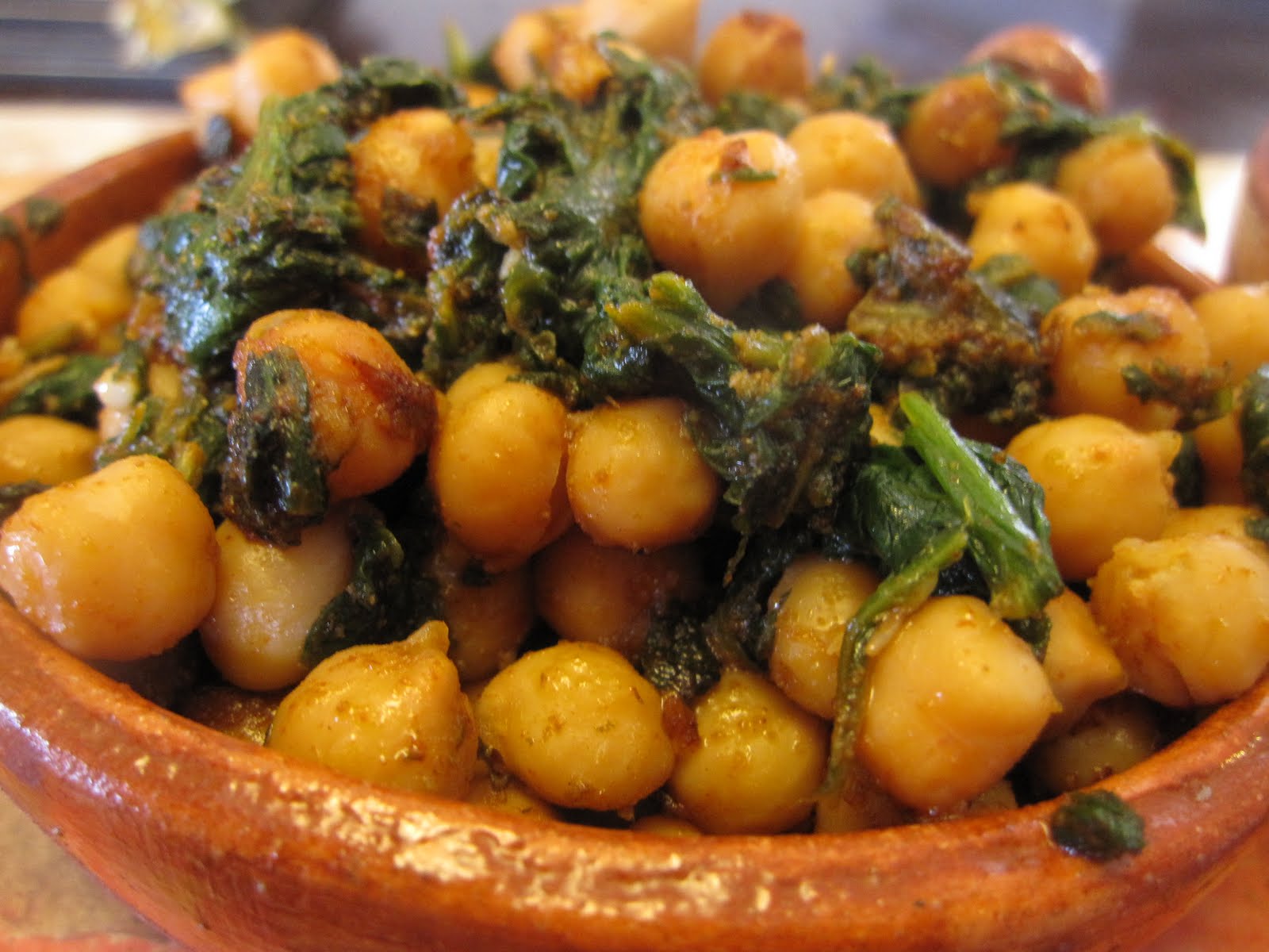 Recipes from 4EveryKitchen Chickpeas & Spinach Spanish Style