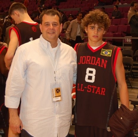 Bala na Cesta - O mundo do basquete por Fábio Balassiano: Muito Prazer,  Adonis Sousa