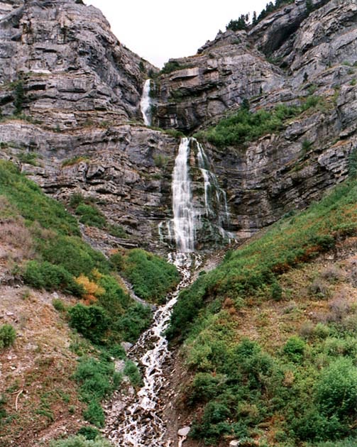 Things To Do, Utah Bridal Veil Falls Walk, Hike and Picnic