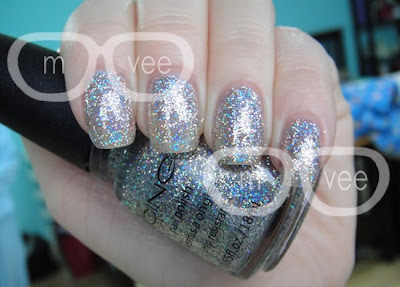 Icing Glamorous swatch