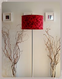 Lámpara de pie recta / tela roja flores con borde rojo