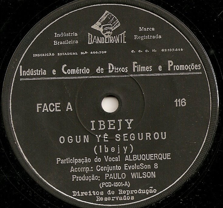 [Ybeji-ogun+ye+segurou.jpg]