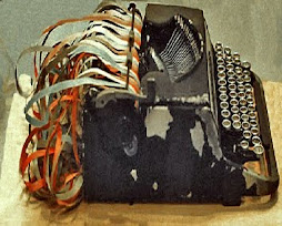 a los que leo / de los que aprendo / con los que evoluciono