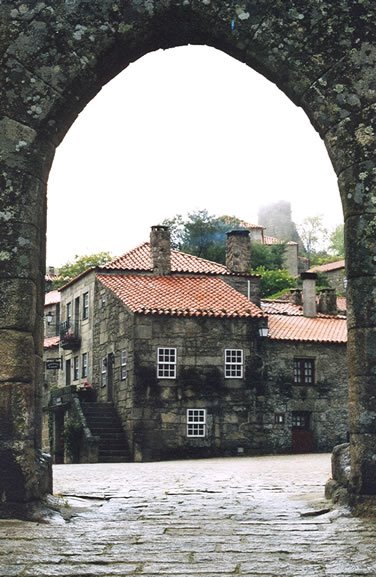 [Sortelha%20Entrada%20castelo[1].bmp]