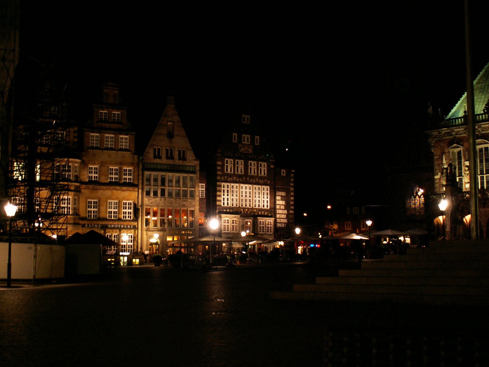 [PICT0296.JPG]