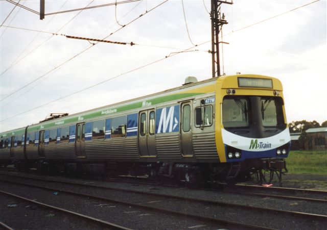 melbourne trains graffiti