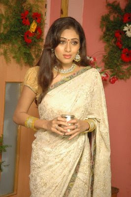 http://sexyindianactressinsaree.blogspot.com/