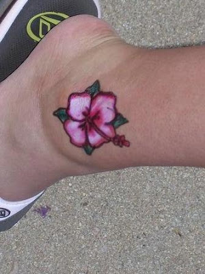 Blooming Hawaiian And Polynesian Tattoo Tattoo of lovely Hawaiian And 