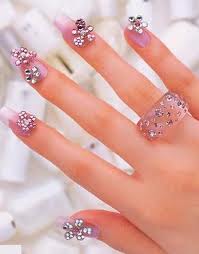 Elegant Nail Art Elegant Nail Art