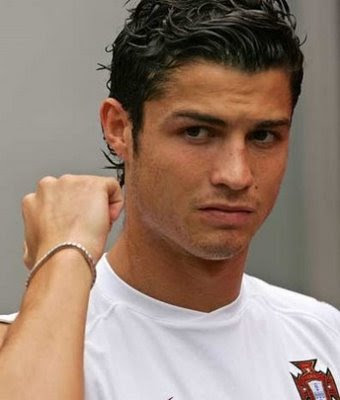 Oh My Babby 3latest Cristiano Ronaldo Hairstyle Pictures 2010