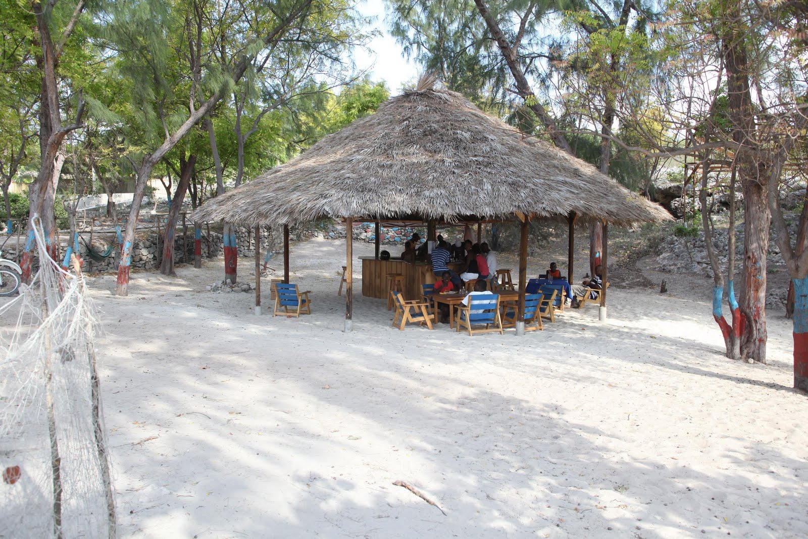Vaille Que Vaille De la baie de Henne à l'île de la Tortue