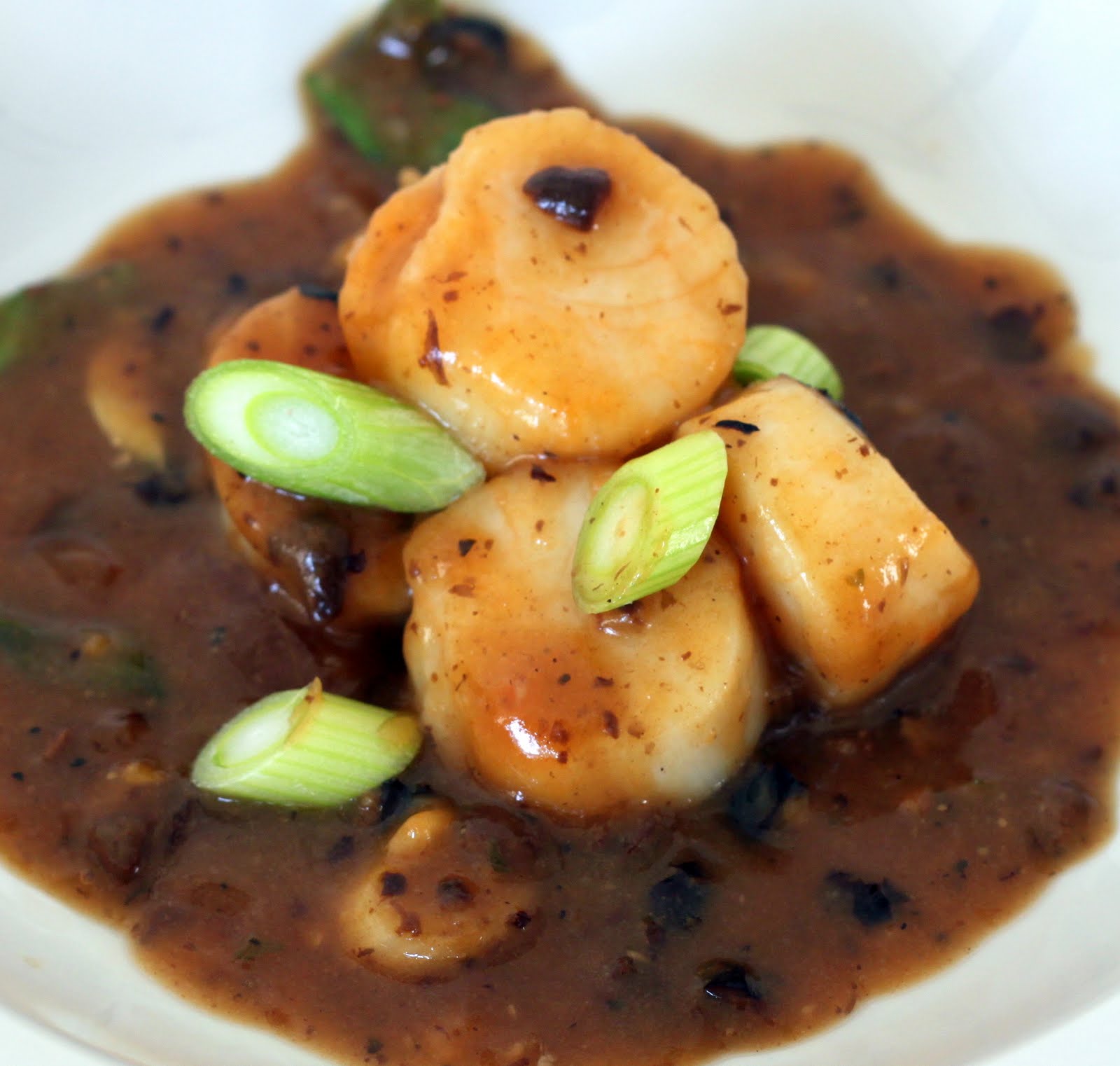 My Kitchen Antics Limechilli marinated scallops in a black bean sauce