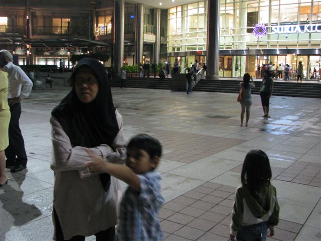 [IMG_0054+(Small).JPG]