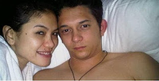Foto Bugil Hot Nikita Mirzani dan Andrew Andika