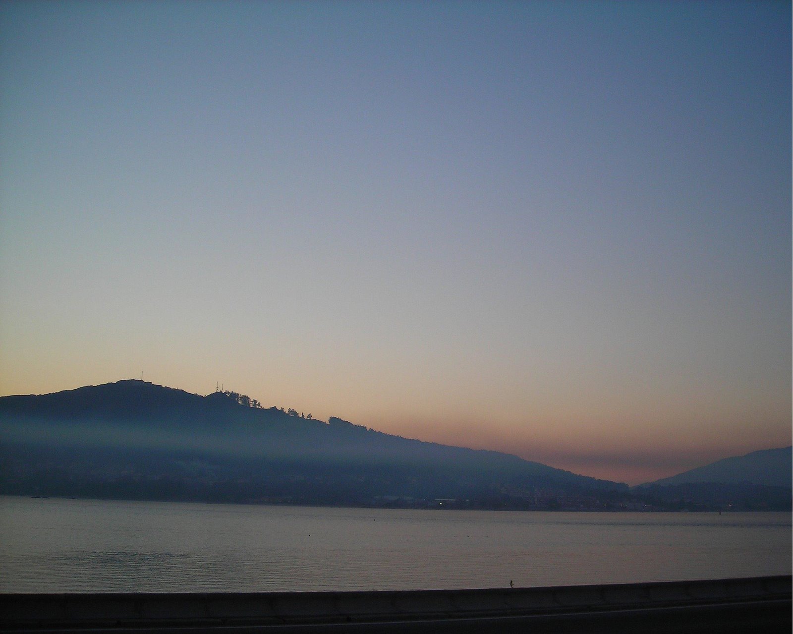 [CREPUSCULO_CAMINHA3.jpg]