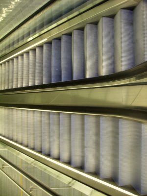 [ESCADAS_ROL_EST_METRO_HEROISMO_45.jpg]