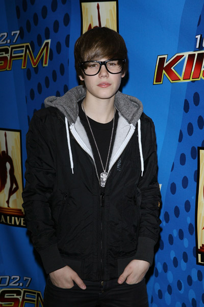 [Justin-Bieber-21.jpg]