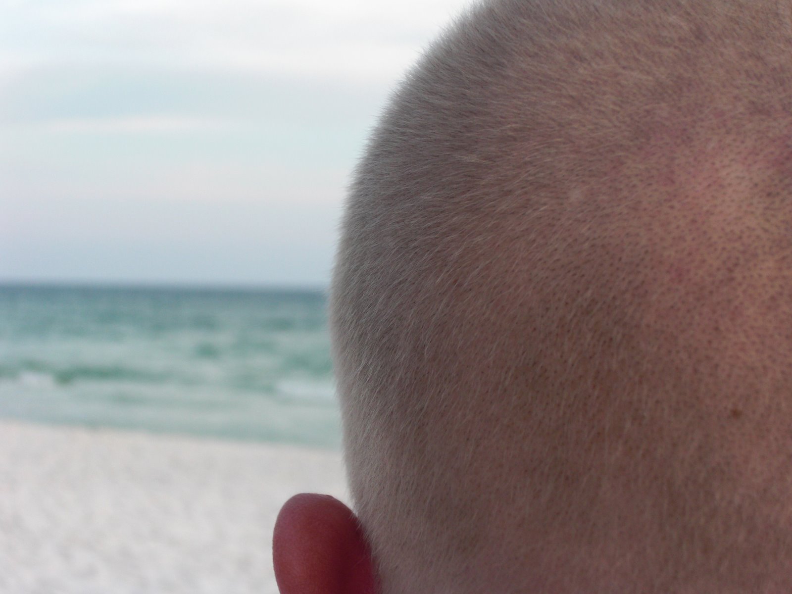 [beach.JPG]