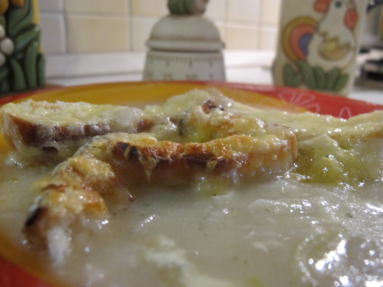 Zuppa di cipolle francese (la soupe à l'oignon), come preparala!