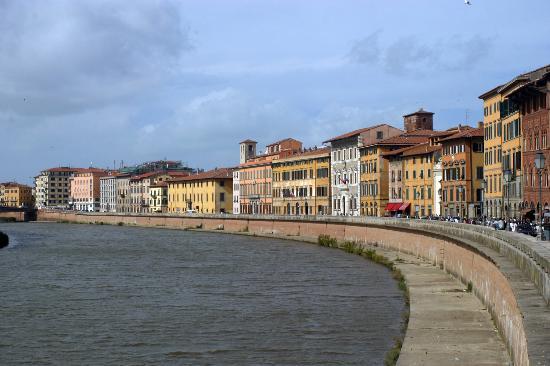 Pisa Pictures